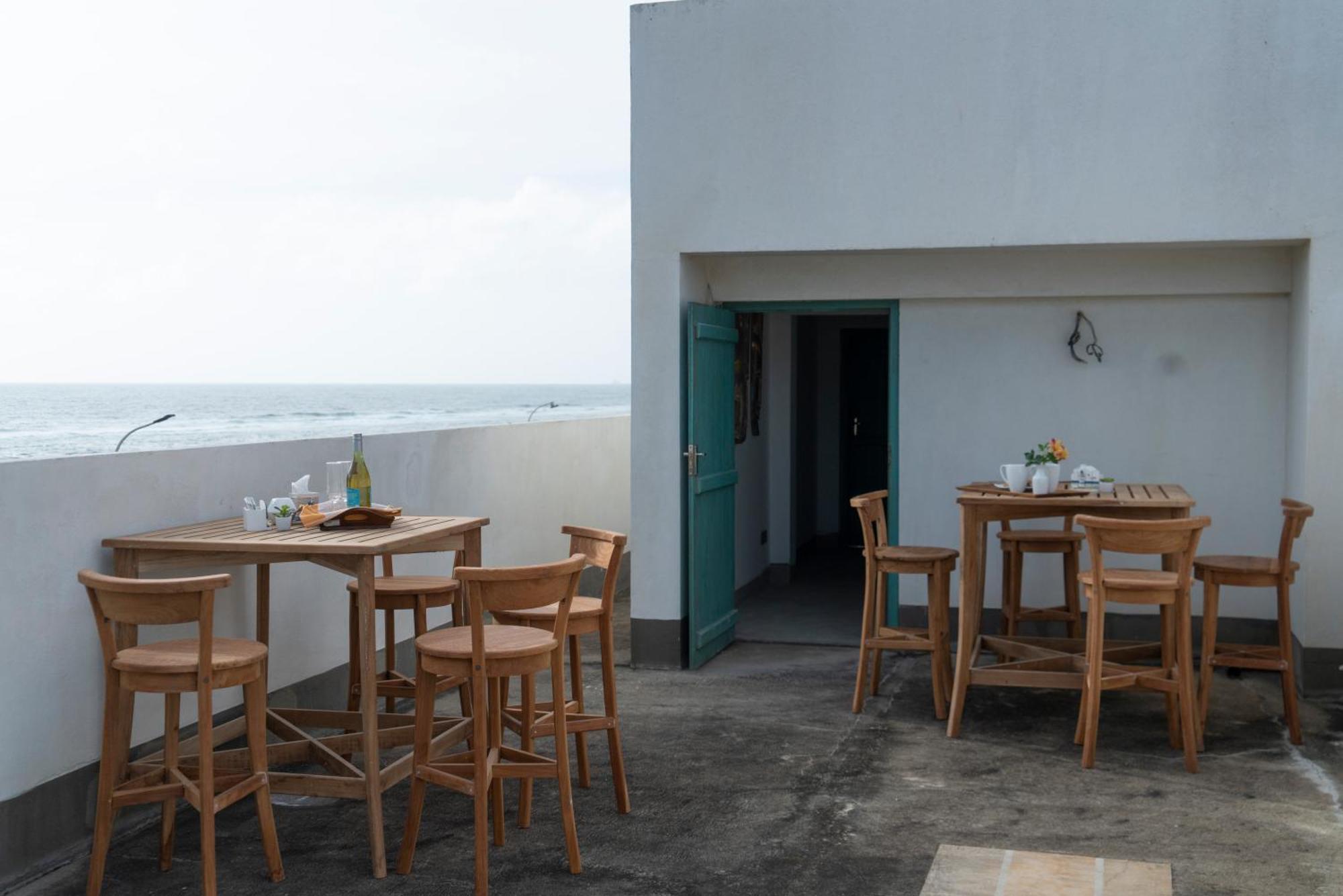 Four Petals Inn Colombo Exterior foto